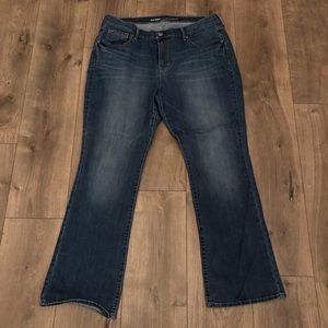 Old Navy Curvy profile jeans